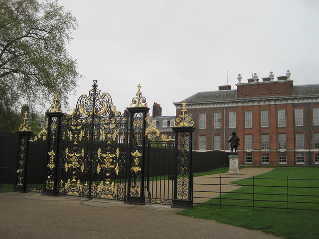Princess Diana Gate at Kensington Palace