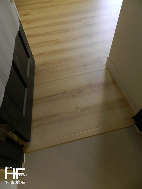 Kronoswiss瑞士超耐磨木地板   西伯利亞梣木 伯恩系列 木地板施工 木地板品牌 裝璜木地板 台北木地板 桃園木地板 新竹木地板 木地板推薦