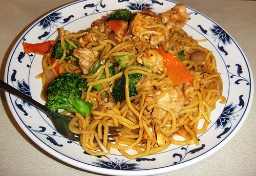May-Thai Chicken Royal Noodles Lunch Special