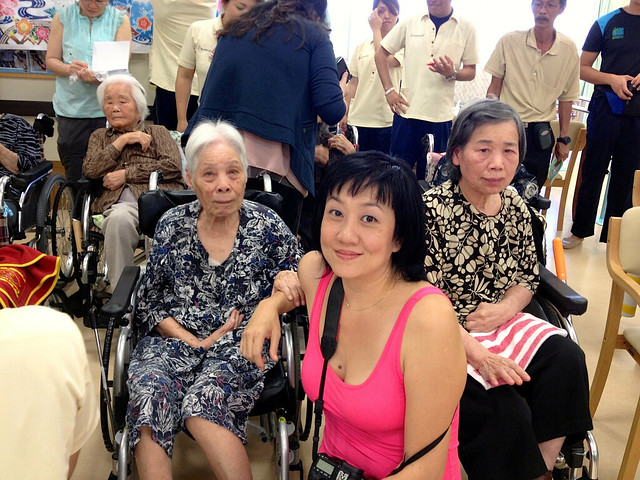 With the old folks at Churayuntanza Nursing Home, Okinawa (iPhone 4S photo)