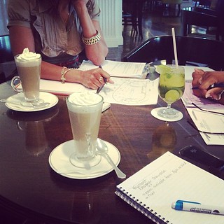 Cocoa and business meetings ☕#lifeinevents #citylife #cityfashionfestival