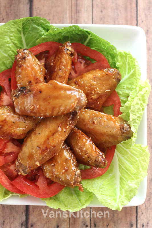 Vietnamese chicken wings (Cánh gà chiên nước mắm)  