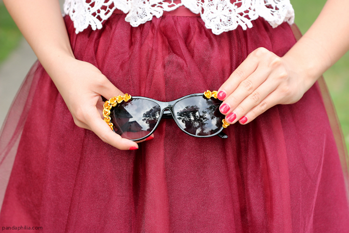 red nails, red tulle