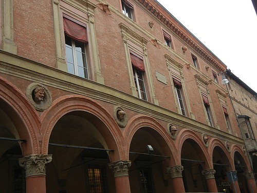 DSCN5017 _ near Piazza Santo Stefano, Bologna
