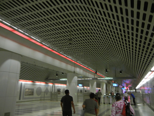 DSCN8946 _ Metro Subway, Los Angeles