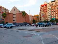 La Parreta, el barrio olvidado de Valencia, al lado de la FE
