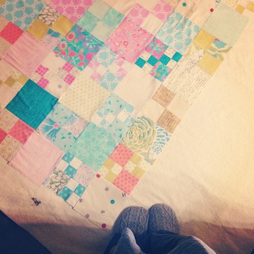 Sandwiching the quilt top. #pennypatchqal