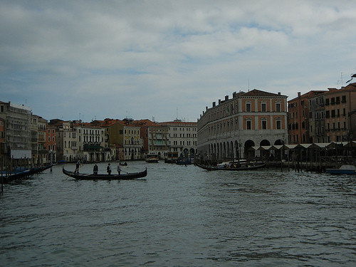 DSCN2155 - Traghetto Crossing the Grand Canal, Venezia, October 2012