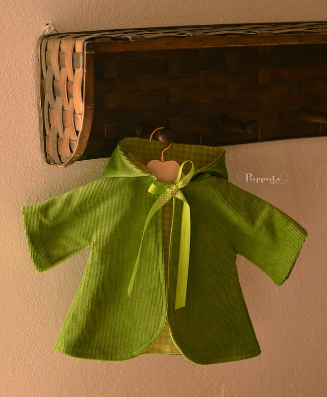Coat for 12 inch doll 