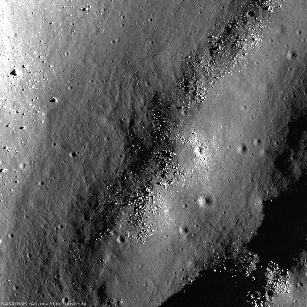 Mass wasting on fractured floor of Humboldt crater