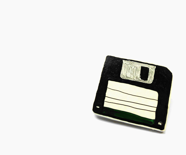 Green floppy disc Brooch 01