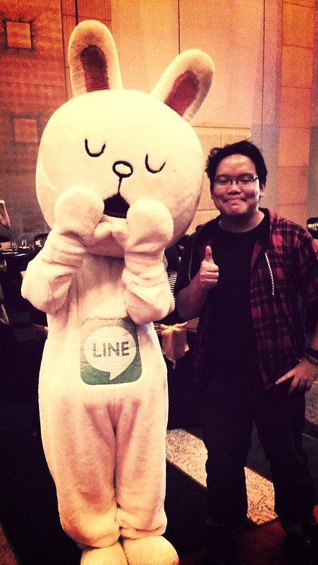 with LINE mascot Cony at the Golden Wau awards press conference