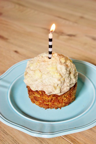 nut-free-dog-birthday-cake-recipe