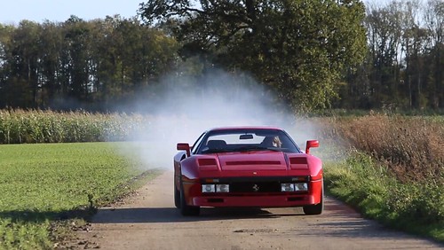 Ferrari_288_GTO_2