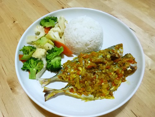 Rice with fish and veges by adline✿makes