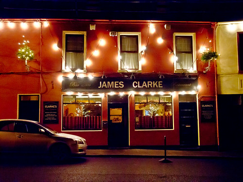 Clarkes Bar & Restaurant