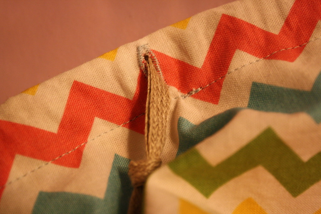 unlined drawstring using a buttonhole