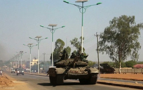 South Sudan tank during attempted coup on December 17, 2013. Reports indicate that more than 500 have been killed. by Pan-African News Wire File Photos