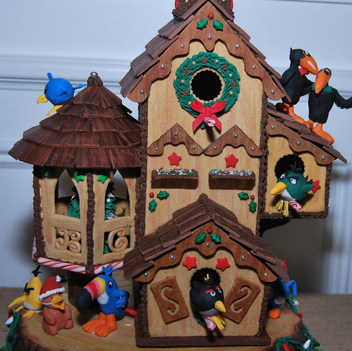 WPIR - gingerbread cuckoo clock-001