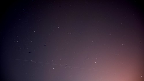 ISS faint pass NW-NE (114s f/3.5)