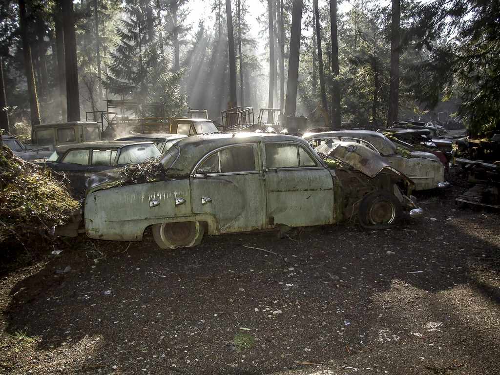 Заброшенная автомобильная свалка Packard - Trust Salvage - Auburn WA