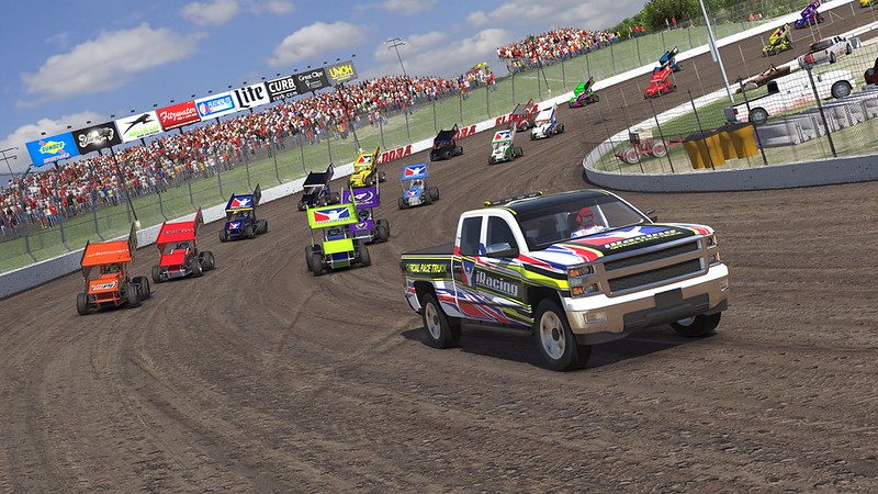 iRacing Dirt Pace Truck