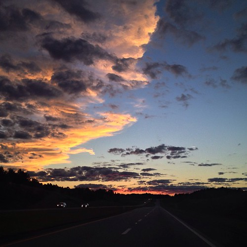 Awesome day serving at #HighlandsAU! Then an amazing sunset for the drive home!