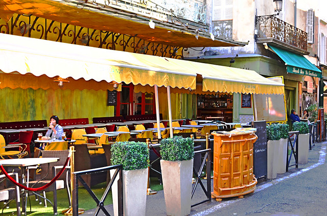 Le Cafe du nuit, Arles, France