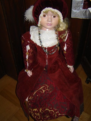 16th century dress by Anna Amnell