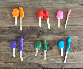 Matching Popsicle Colors Play Dough