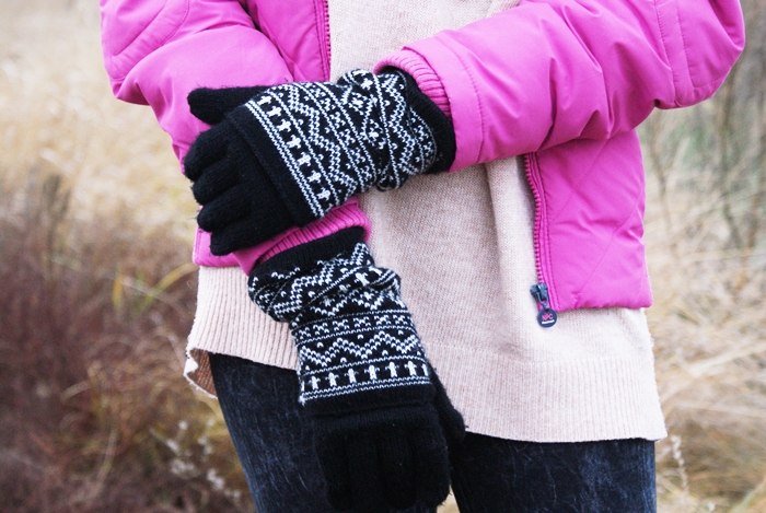rękawiczki w skandynawskie wzory