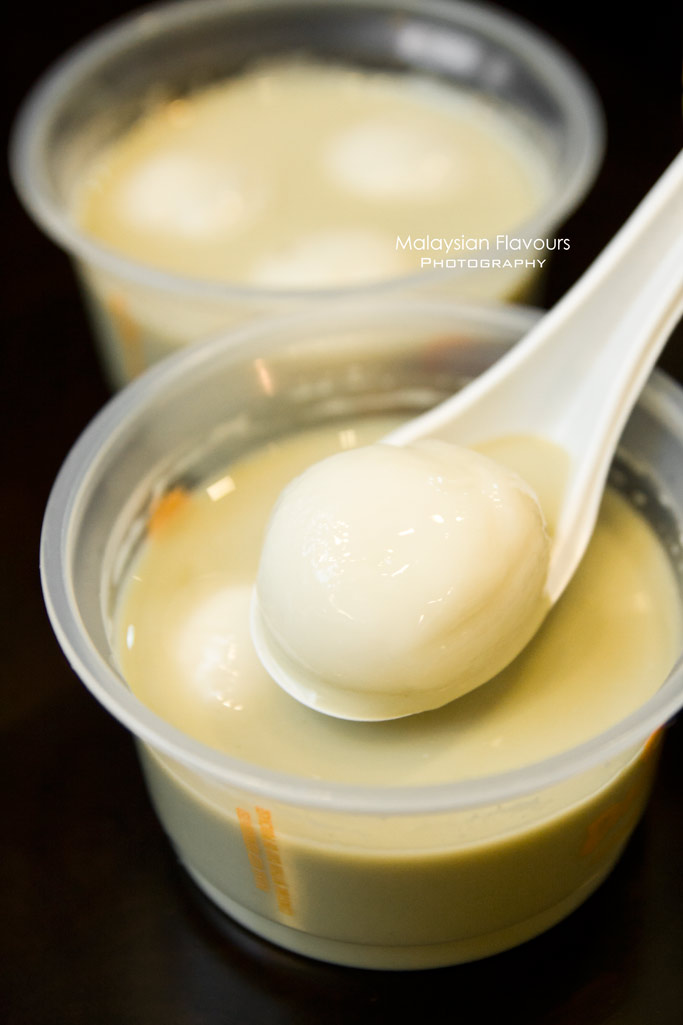 glutinous-rice-ball-in-soya-milk-dao-kia