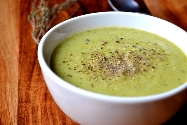 Broccoli and Pea Soup Recipe (2)