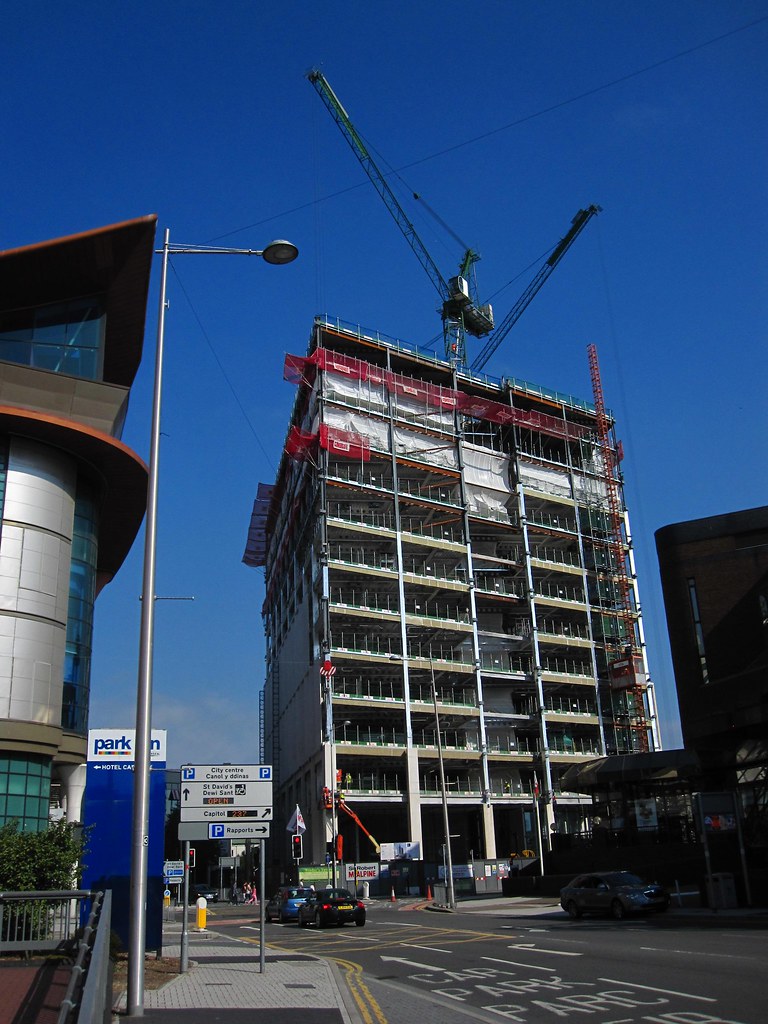 New Admiral plc HQ under construction in Cardiff 1 Aug 2013