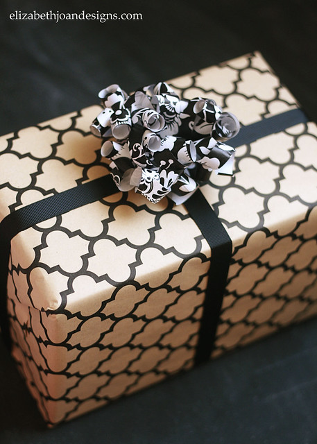 Wrapping Paper Bow 3