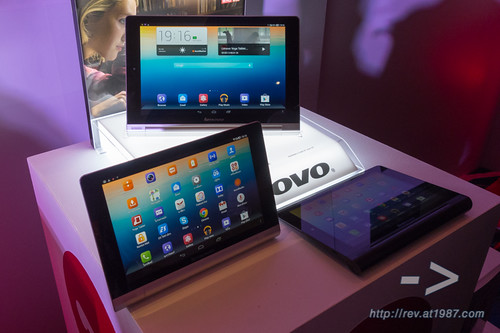 Lenovo Yoga Tablet Hands-On