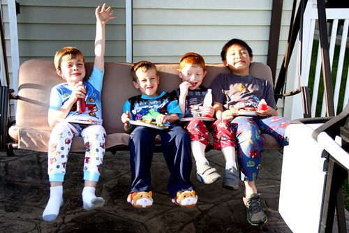 Kids-Eating-on-Porch-Swing