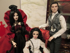 Sooki- A Dracula family photostory