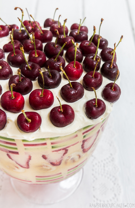 Christmas Trifle with Layered Jelly
