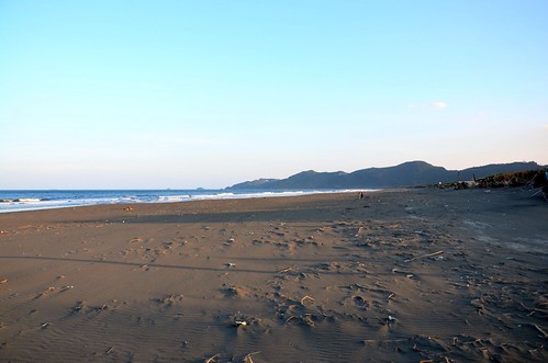 頭城到蘇澳間的宜蘭海岸多是維持自然狀態的沙灘。