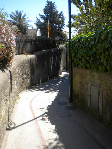 Winding streets in Capri