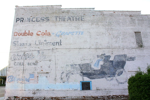Faded Ad Mural - Lexington, TN