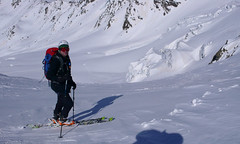 Tomek - zjazd z Monte Pasqualle (3553m) do schroniska Pizzini Frattola (2700m) lodowcem Vedretta di Cedec.