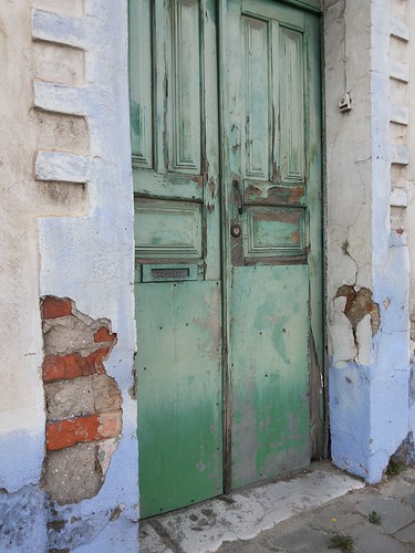 #green #decay #doors #doorsworldwide #doorsonly #doors_p by Joaquim Lopes