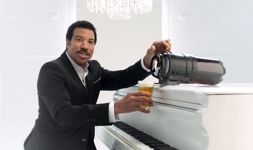 lionel-richie-tap-king-beer-commercial