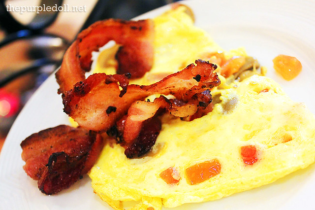 Cheese and Tomato Omelette with Bacon