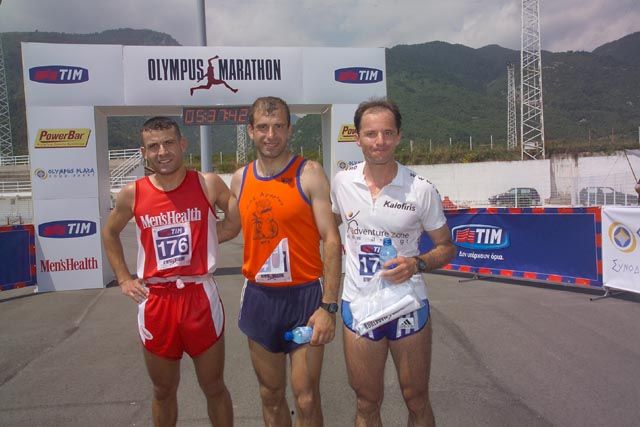 Η τριάδα των νικητών του 1ου Olympus Marathon