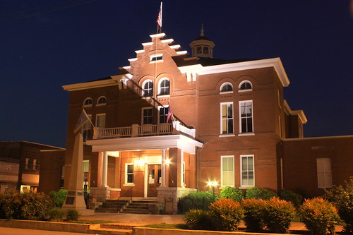 Trousdale County Courthouse at Night (2013)