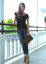 bedford springs jeans and a black t-shirt and heels
