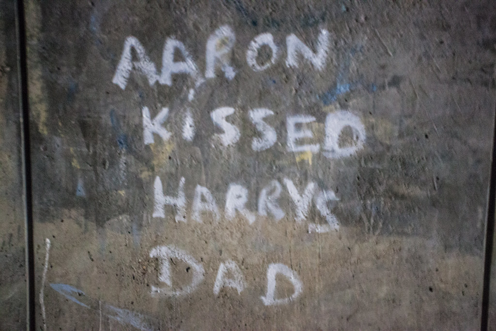 Aaron kissed Harry's Dad